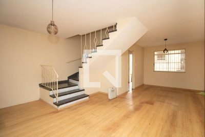 Casa, 3 quartos, 142 m² - Foto 1