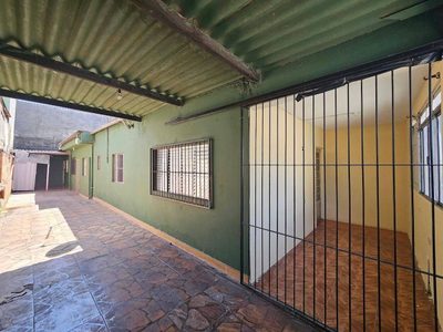 Casa, 2 quartos, 90 m² - Foto 2