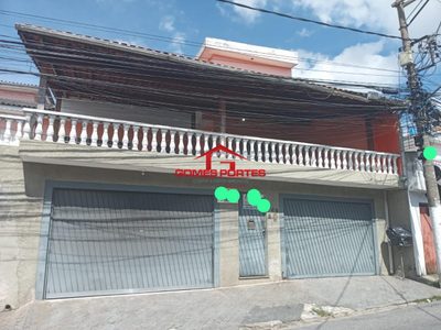 Sobrado, 4 quartos, 180 m² - Foto 1