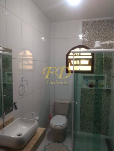 Casa, 3 quartos, 192 m² - Foto 2