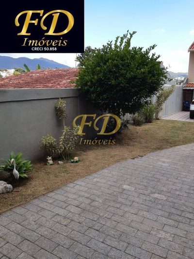 Sobrado, 3 quartos, 256 m² - Foto 2
