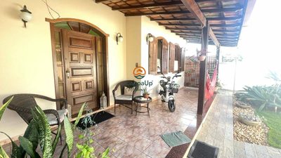 Casa, 5 quartos, 210 m² - Foto 1