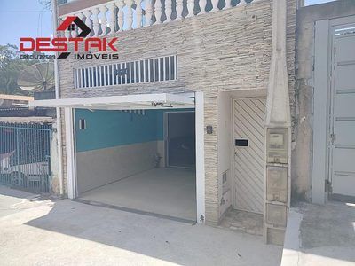 Casa, 3 quartos, 230 m² - Foto 1