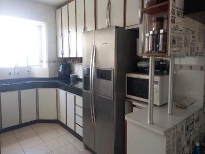 Sobrado, 4 quartos, 255 m² - Foto 3