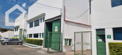 Depósito-Galpão, 704 m² - Foto 2