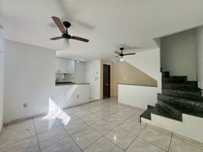 Casa, 2 quartos, 62 m² - Foto 1