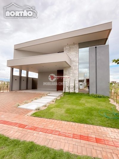 Casa, 1 quarto, 175 m² - Foto 1