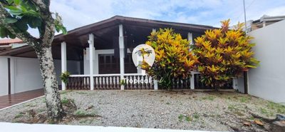 Casa, 5 quartos, 312 m² - Foto 2