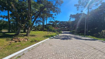 Loteamento e Condomínio, 421 m² - Foto 1