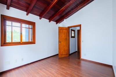 Casa, 4 quartos, 247 m² - Foto 2
