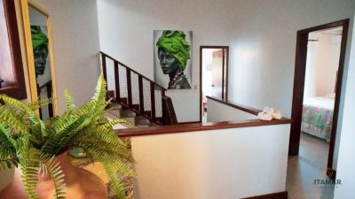 Casa, 6 quartos, 264 m² - Foto 1