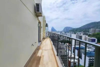 Cobertura, 3 quartos, 207 m² - Foto 2