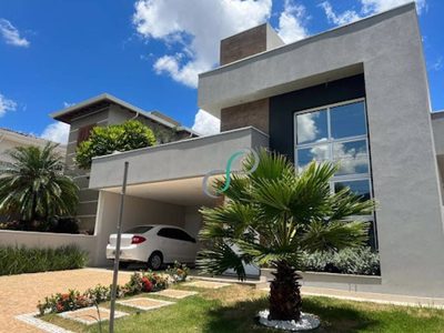 Casa, 3 quartos, 178 m² - Foto 1