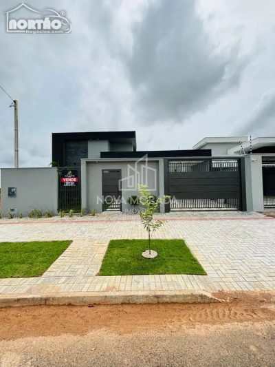Casa, 4 quartos, 138 m² - Foto 2
