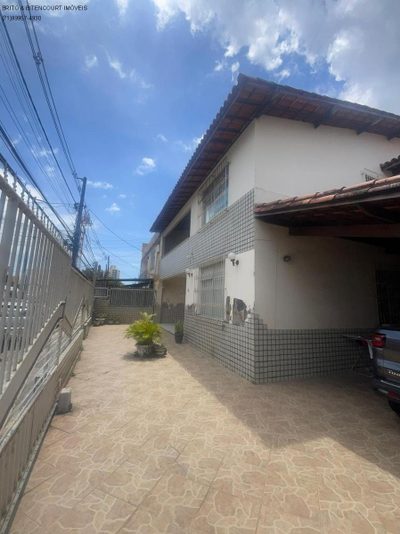 Casa, 3 quartos, 284 m² - Foto 1