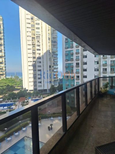 Apartamento, 3 quartos, 160 m² - Foto 2