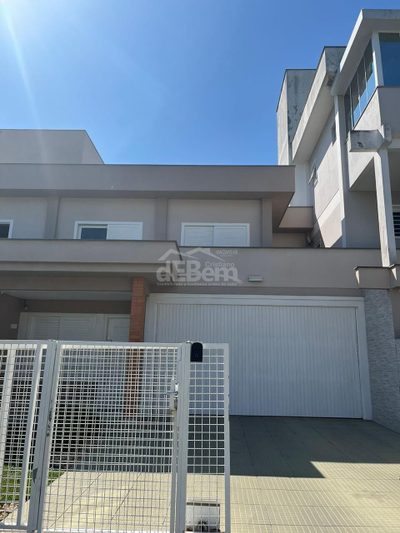 Casa, 3 quartos, 200 m² - Foto 1