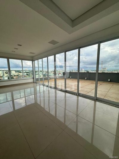 Cobertura, 3 quartos, 207 m² - Foto 1