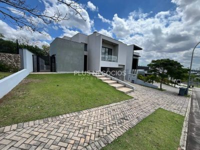 Casa, 4 quartos, 340 m² - Foto 2