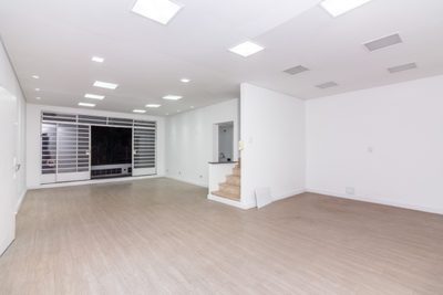 Casa, 4 quartos, 180 m² - Foto 1