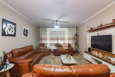 Casa, 4 quartos, 272 m² - Foto 2