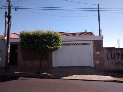 Casa, 3 quartos, 185 m² - Foto 1