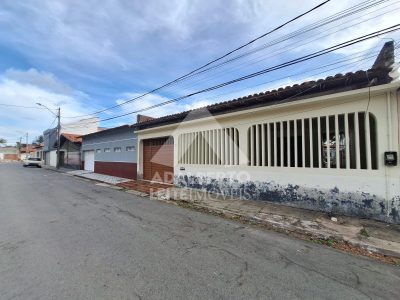 Casa, 3 quartos, 269 m² - Foto 1