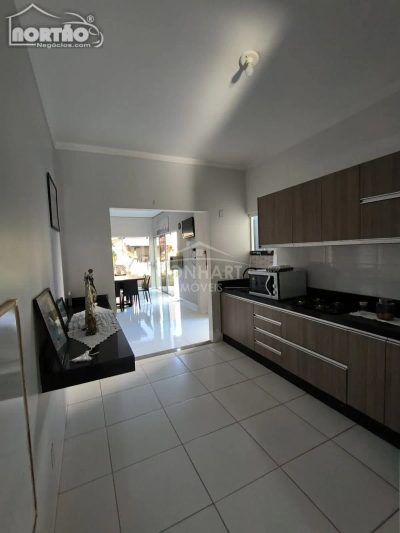 Casa, 3 quartos, 205 m² - Foto 4