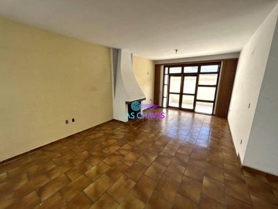 Casa, 3 quartos, 253 m² - Foto 3