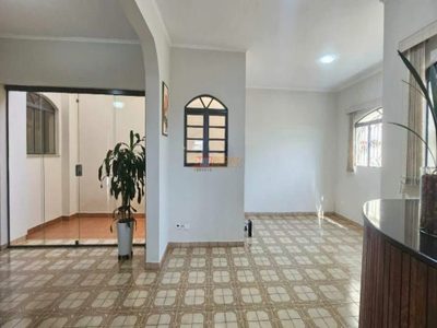 Sobrado, 4 quartos, 262 m² - Foto 1