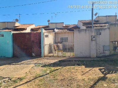 Casa, 2 quartos, 175 m² - Foto 1