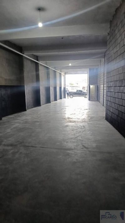 Loja-Salão, 200 m² - Foto 2