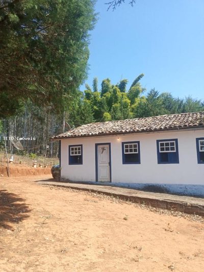 Sítio, 4 quartos, 1700 m² - Foto 2