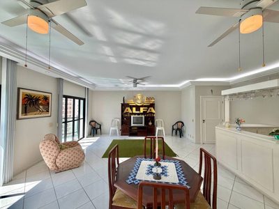 Apartamento, 3 quartos, 192 m² - Foto 2
