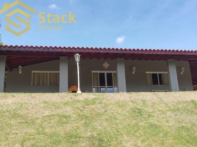 Chácara, 3 quartos, 2500 m² - Foto 1