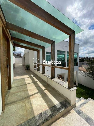 Casa, 5 quartos, 200 m² - Foto 2