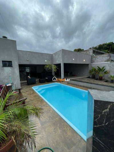 Casa, 3 quartos, 200 m² - Foto 2