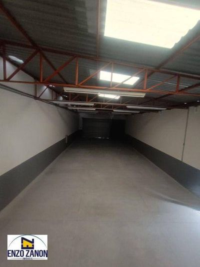 Depósito-Galpão, 350 m² - Foto 1