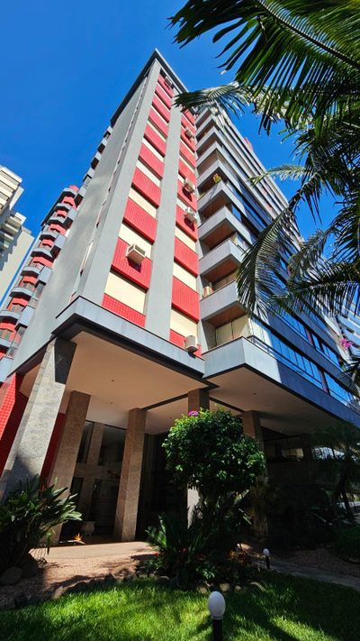 Apartamento, 3 quartos, 130 m² - Foto 2