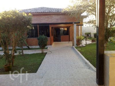 Casa, 4 quartos, 384 m² - Foto 1