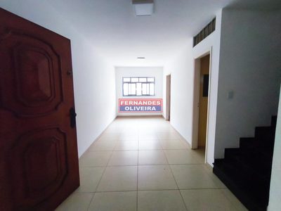Sobrado, 3 quartos, 200 m² - Foto 4