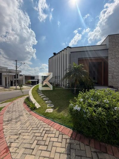Casa, 3 quartos, 262 m² - Foto 1