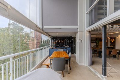 Apartamento, 3 quartos, 238 m² - Foto 2