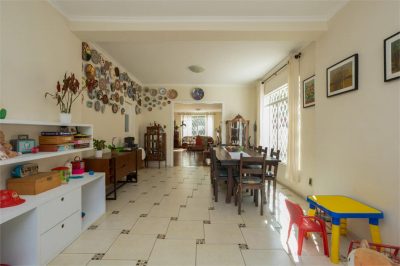 Sobrado, 4 quartos, 385 m² - Foto 2