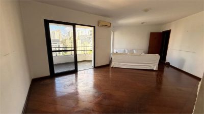 Apartamento, 3 quartos, 140 m² - Foto 1