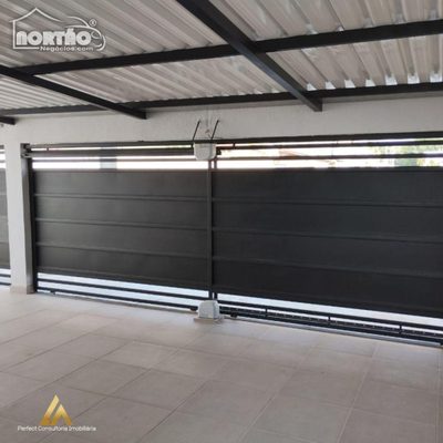 Casa, 5 quartos, 250 m² - Foto 1