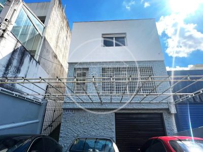 Sobrado, 1 quarto, 185 m² - Foto 1