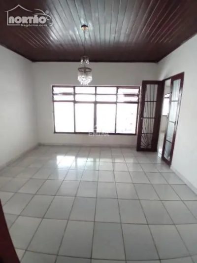 Casa, 3 quartos, 281 m² - Foto 4