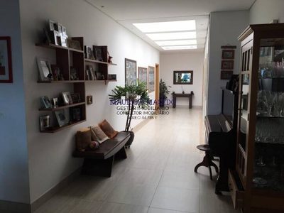 Casa, 3 quartos, 244 m² - Foto 1