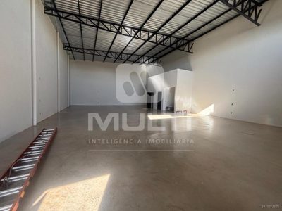 Casa, 1 quarto, 235 m² - Foto 2